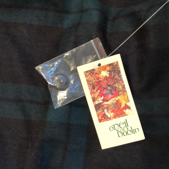 Size XS kilt with matching hooded cape NWT! - Picture 6 of 7